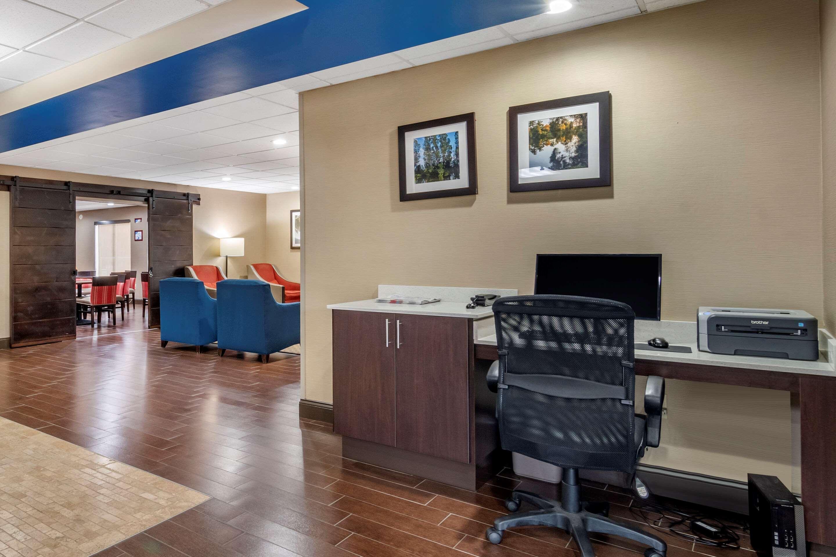 Comfort Inn & Suites Oxford South Dış mekan fotoğraf